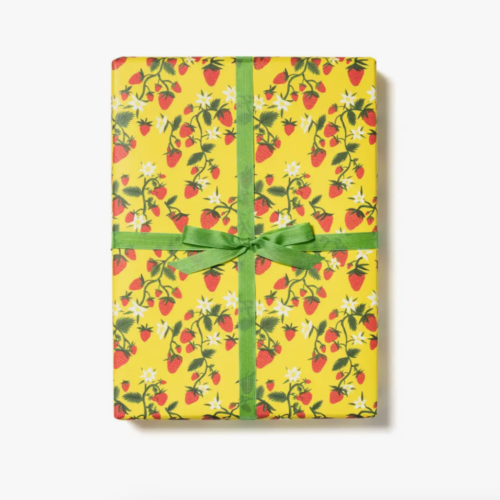 Strawberry Patch wrapping papers -roll of 3 sheets