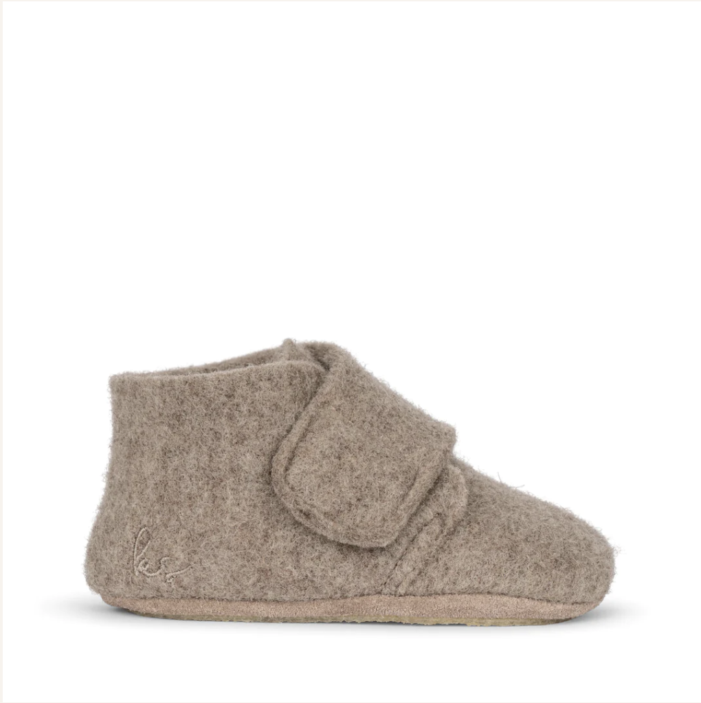 Organic Mamour Felt Footies- camel