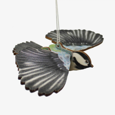 Birds Small : Black-Capped Chickadee -wooden puzzle mobile (8-12yrs)