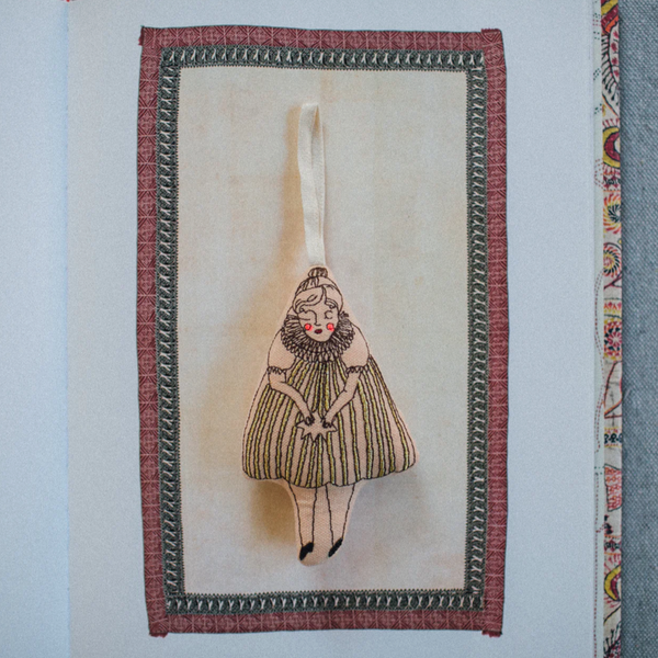 Wishing Star Girl-scented Ornament