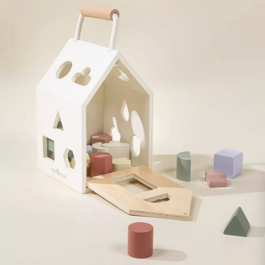 Wooden Shapes Sorting House 1yr+