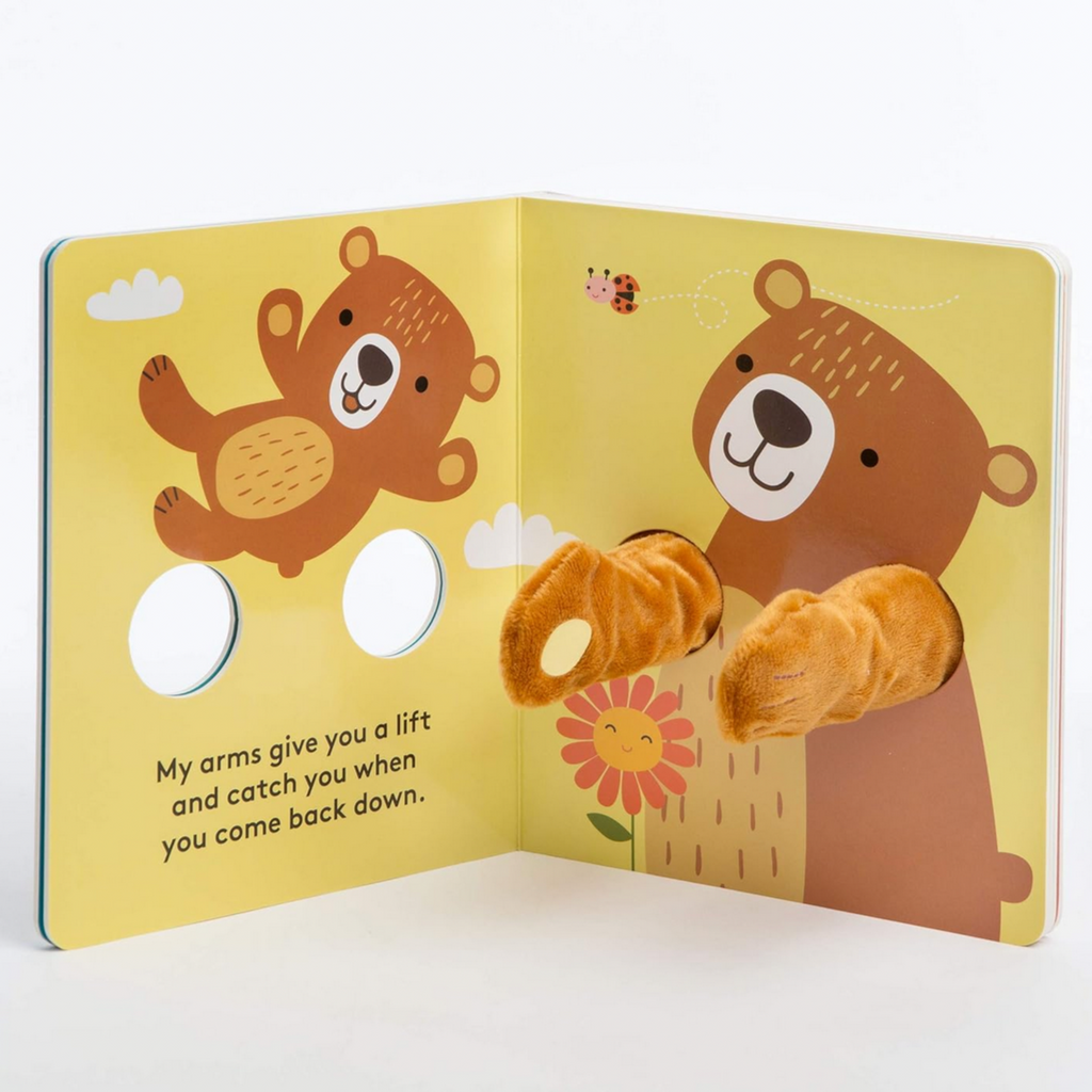 Hug Me Little Bear Finger Puppet Book (03yrs) TANTRUM