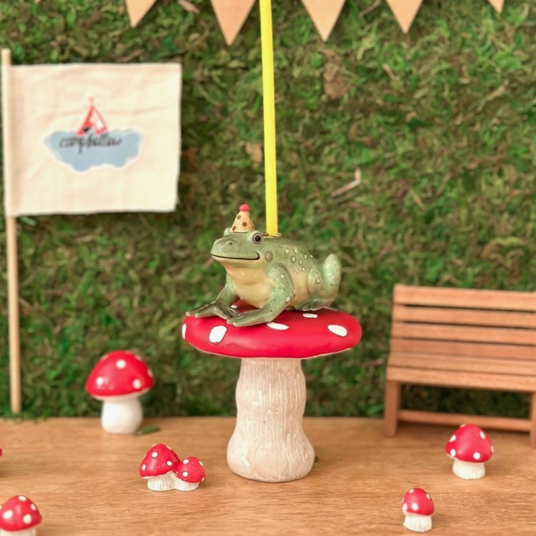 Charming Frog Cake Topper