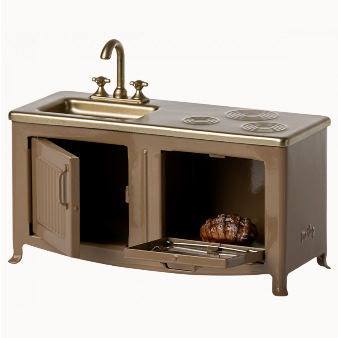 Maileg Kitchen for mouse- light brown