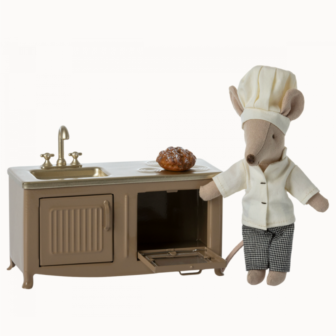 Maileg Kitchen for mouse- light brown