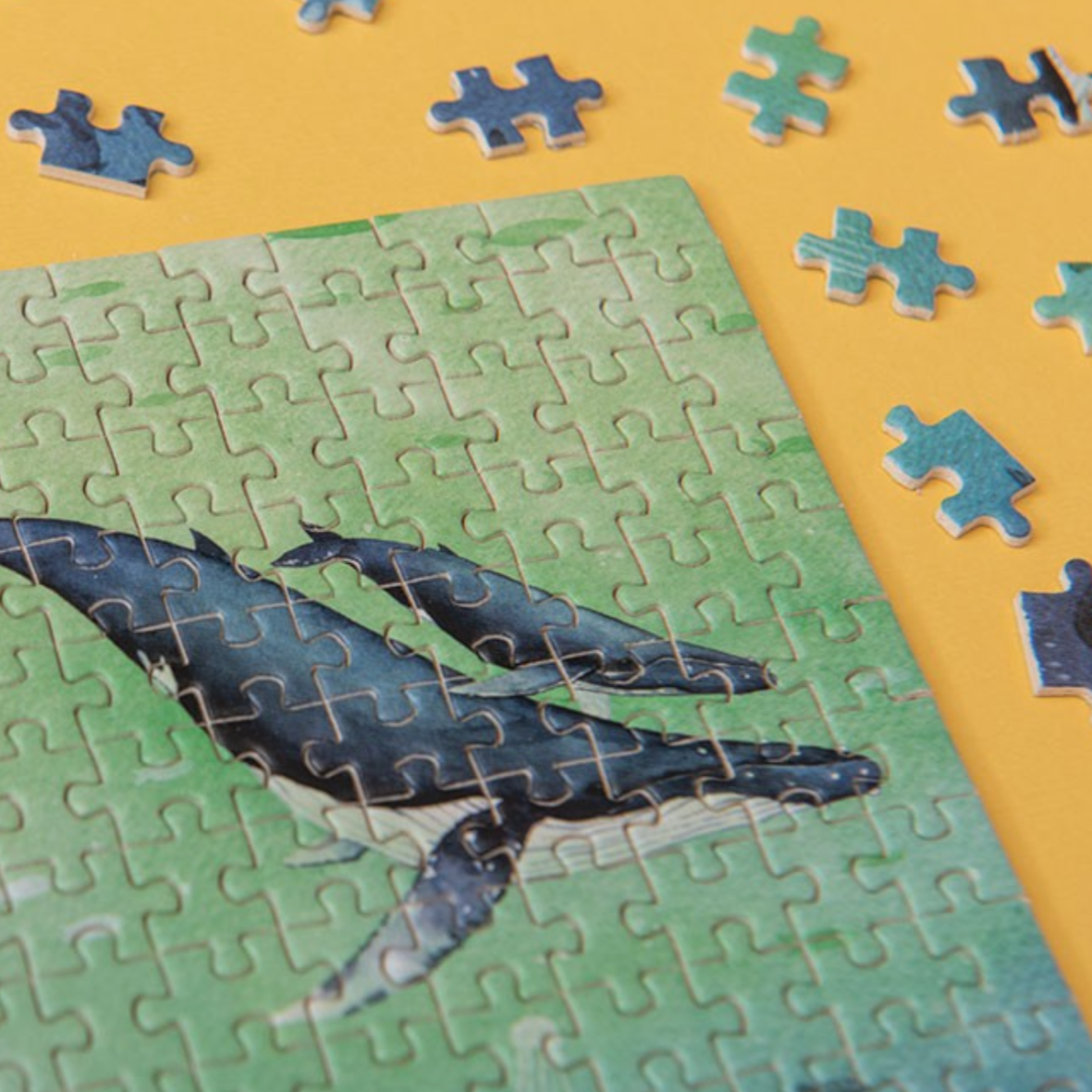 Micro Puzzle -Whales