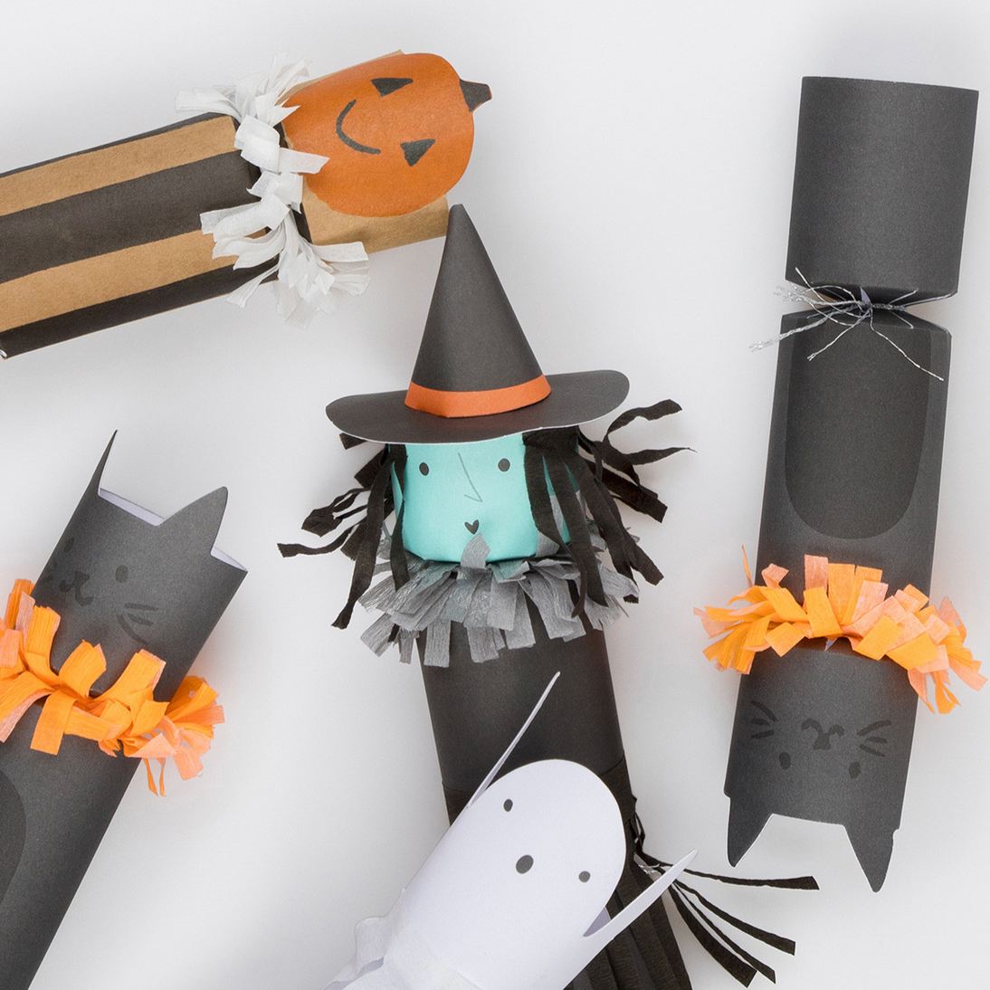 Happy Halloween Character Crackers -sticker dolls