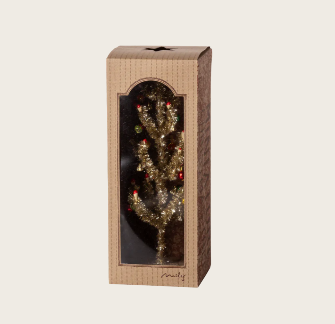 Gold Christmas tree - Red and green decoration