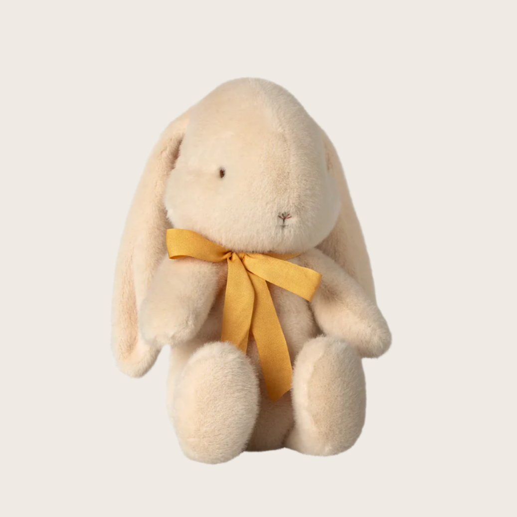 Bunny plush Medium - cream