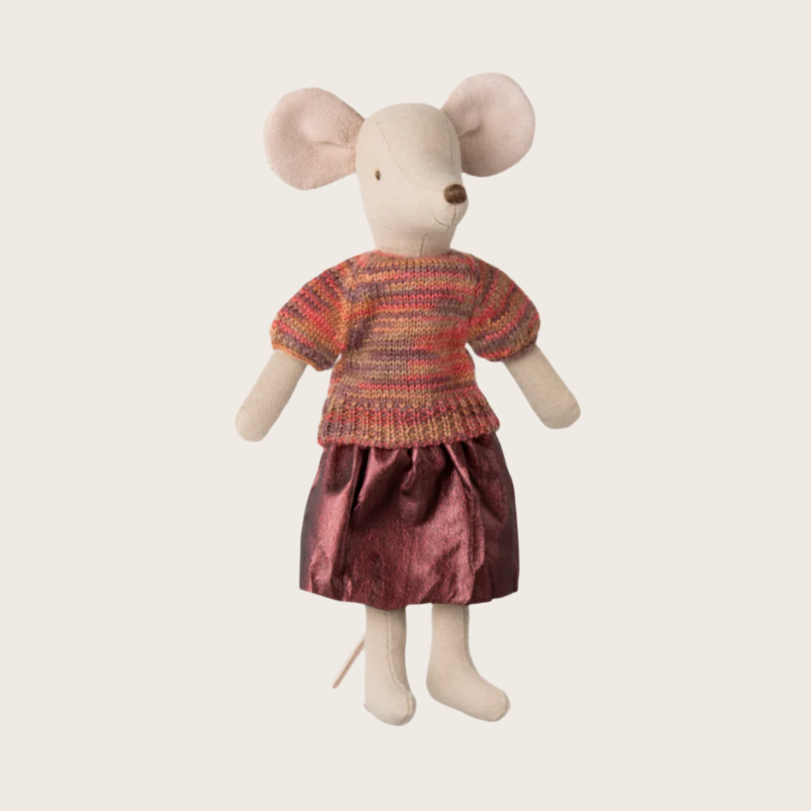 Skirt and knitted blouse for Mom Mouse