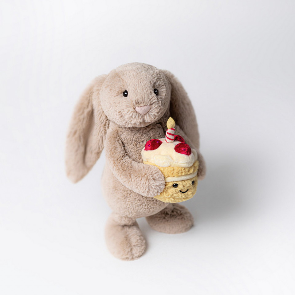 Bashful Beige Bunny 'Birthday'
