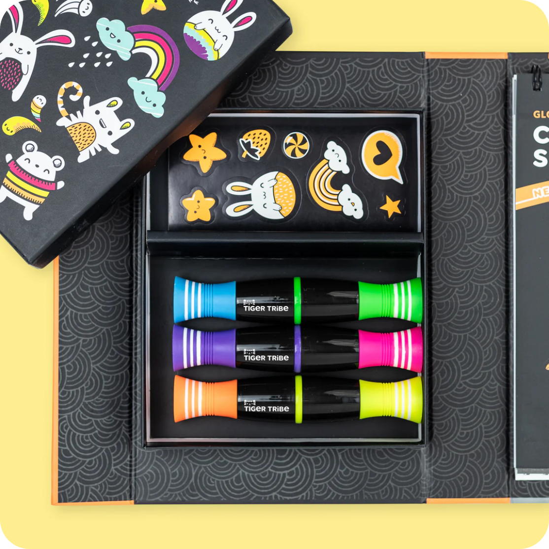 Glow Friends Coloring Kit
