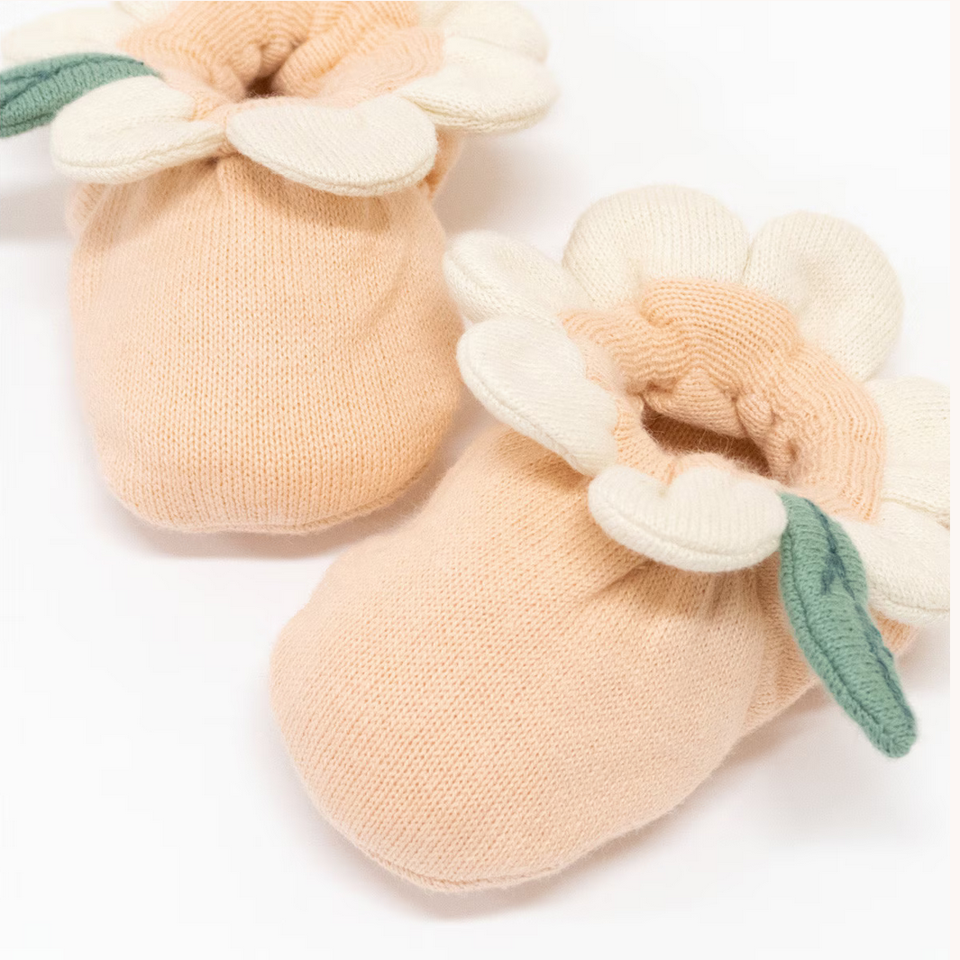 Organic Peach Daisy Baby Booties
