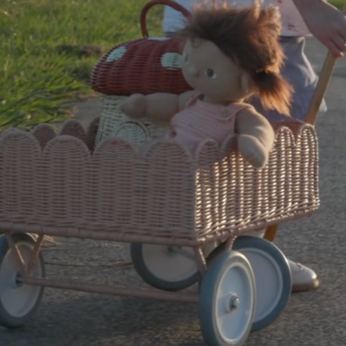 Petal Wonder Wagon -Seashell Pink