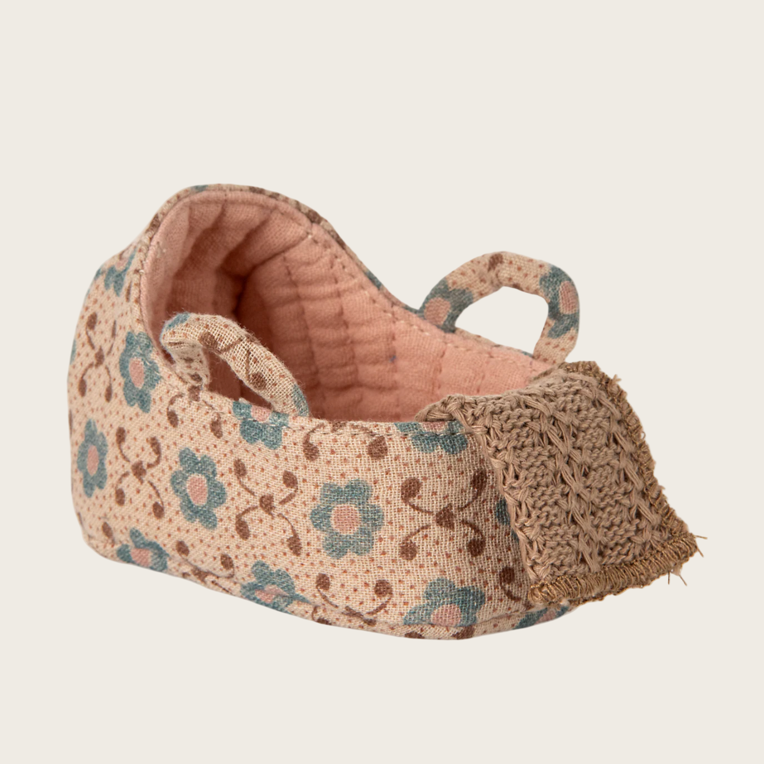 Floral-patterned baby bassinet seat cover 