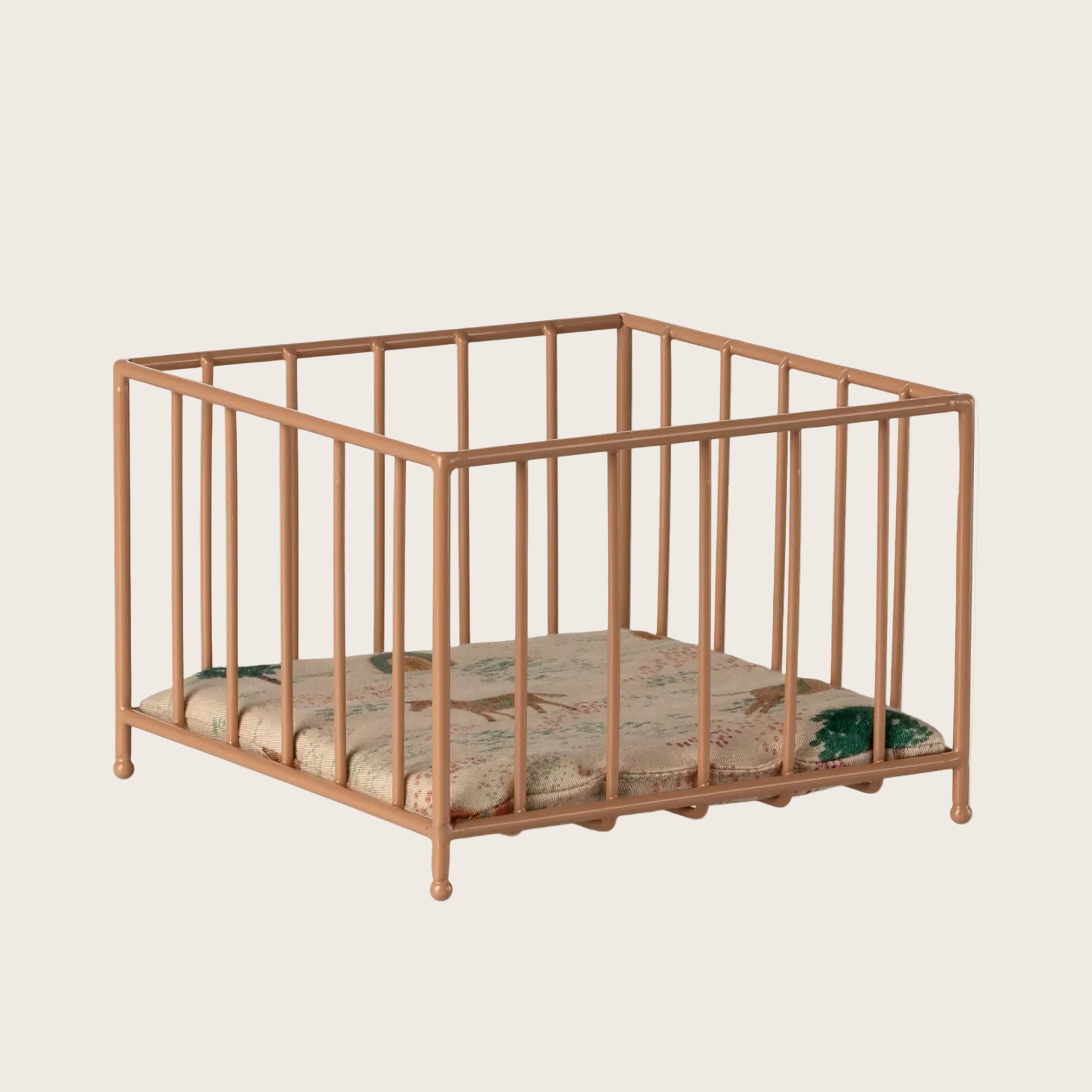 Metal playpen 