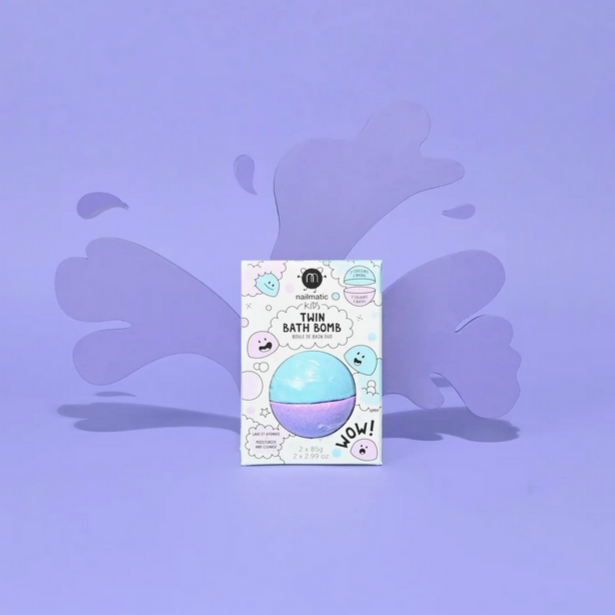 Thin bath bomb packaging with a purple and blue bath ball on a light purple background
