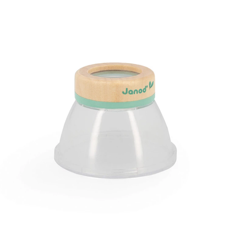 White container with a wooden lid and green band on a white background