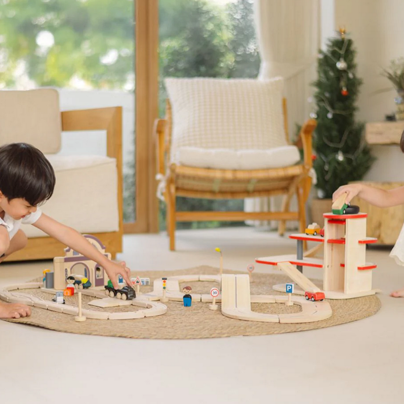 City transit rail & road playset