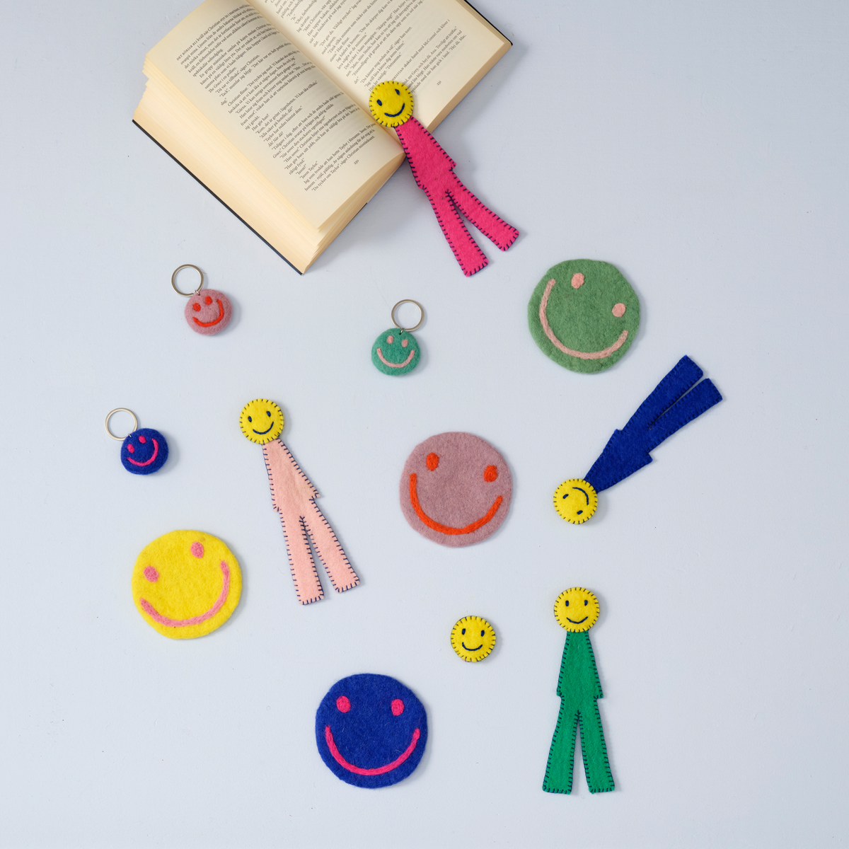 WOOL COASTER, 4-pack, smiley