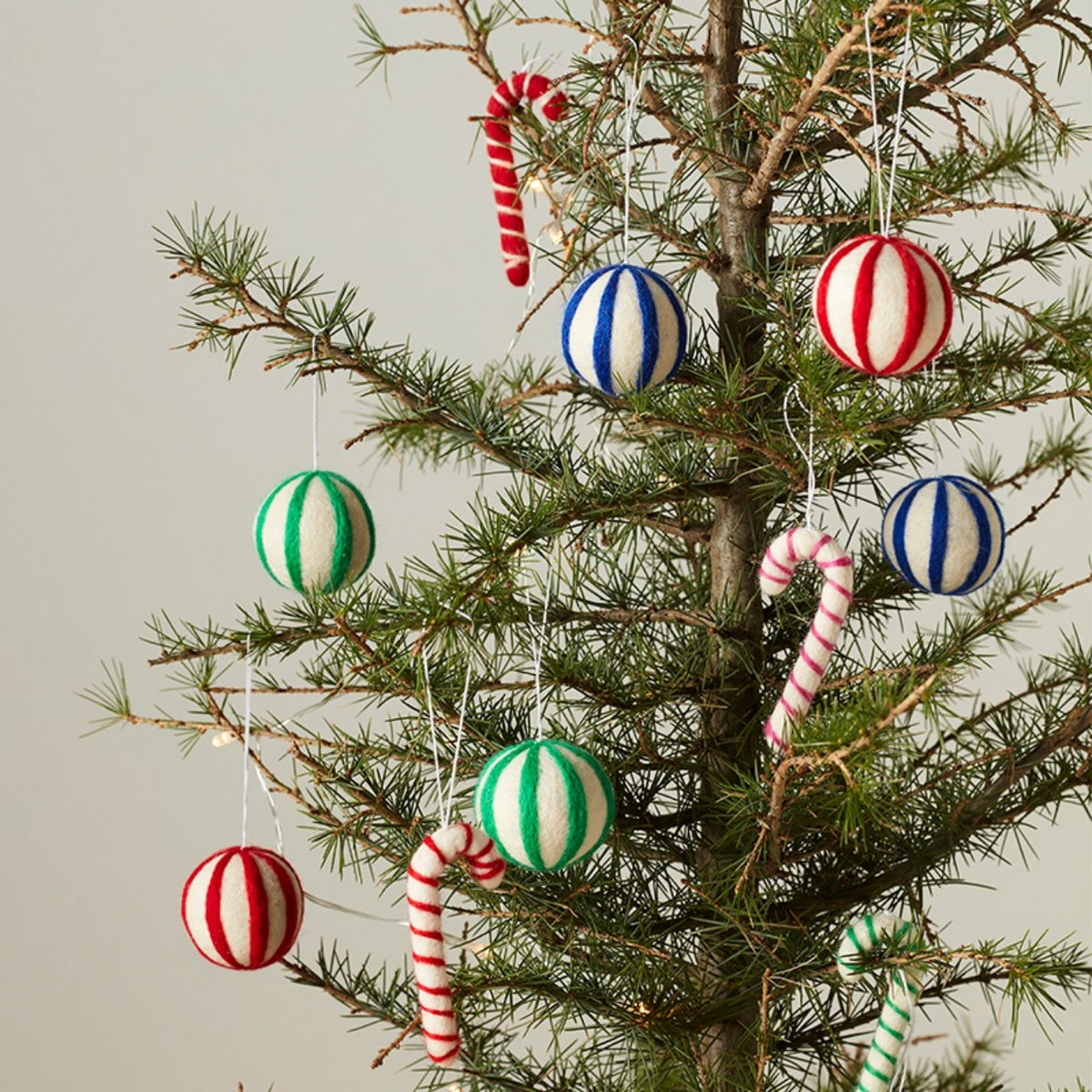 LITTLE HANGINGS, ORNAMENT, POLKA-BALL, green/white