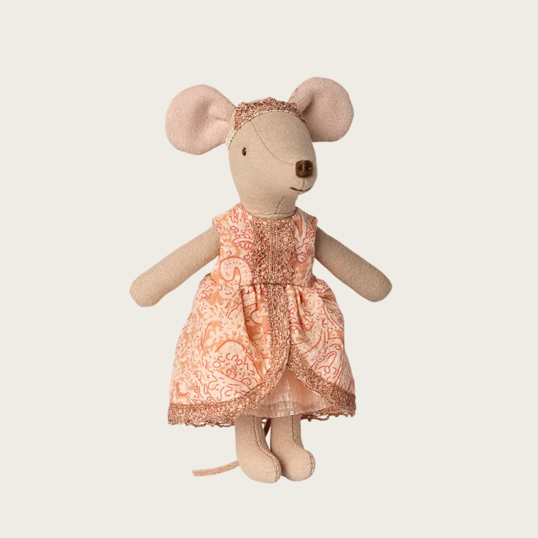 Princess and the Pea- big sister mouse