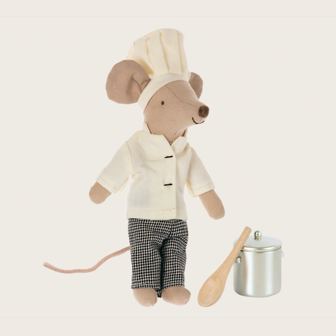 Chef Mouse with Soup Pot and Spoon