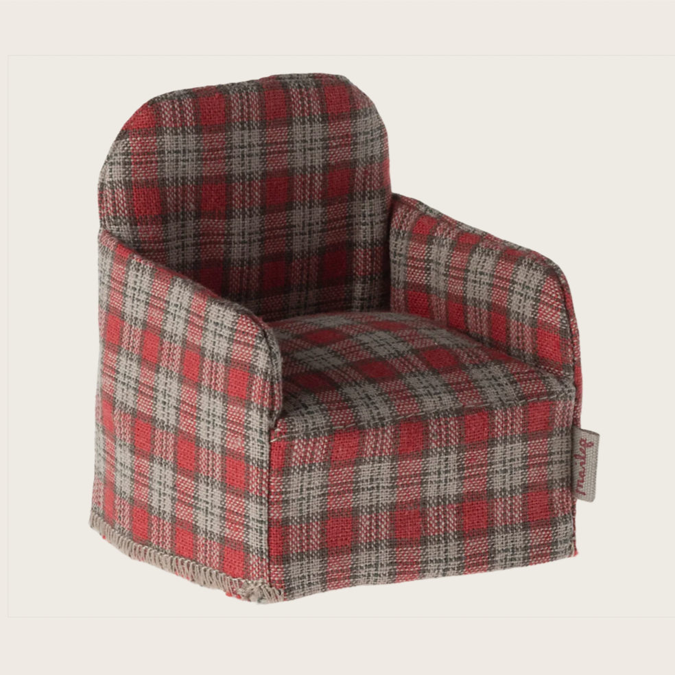 Chair for Mouse - red checker