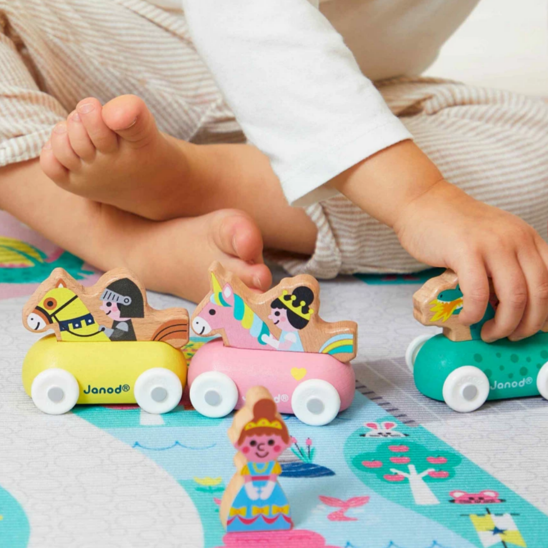 CROSS ROADS - ROLLING PRINCESS AND UNICORN