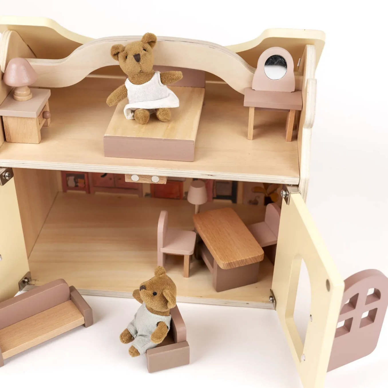 DOLL HOUSE WITH BEARS – TANTRUM