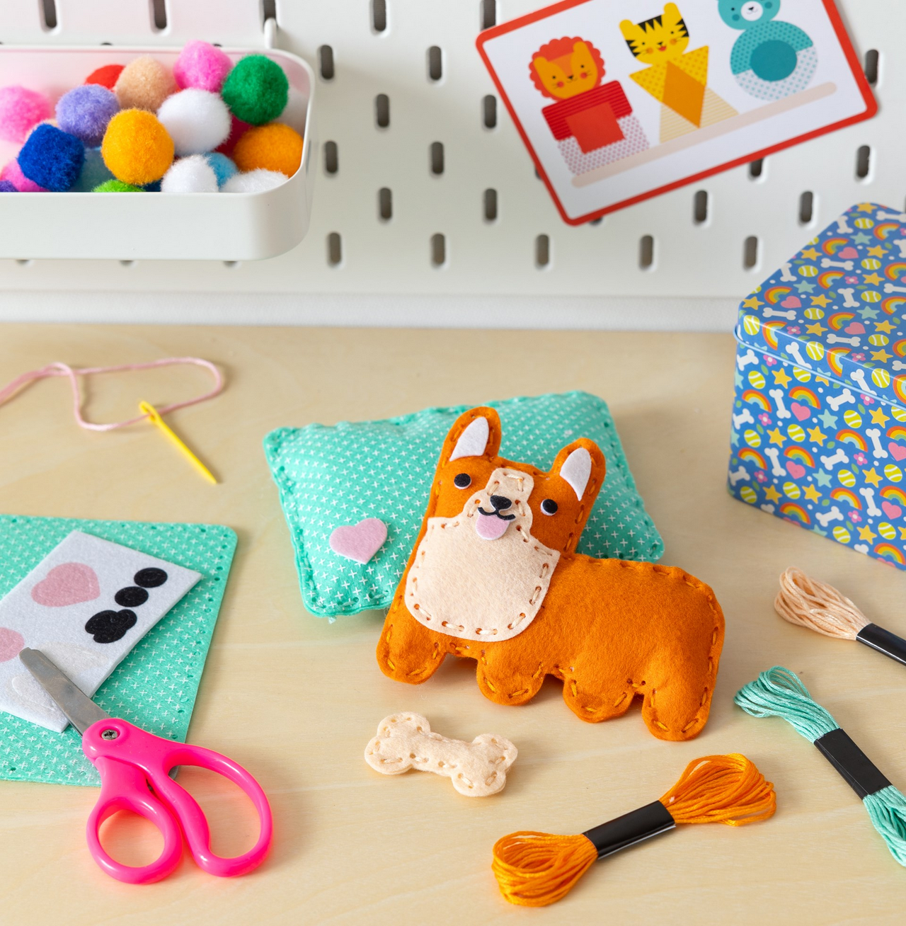 Mini Craft Kit: Pocket Pet Corgi