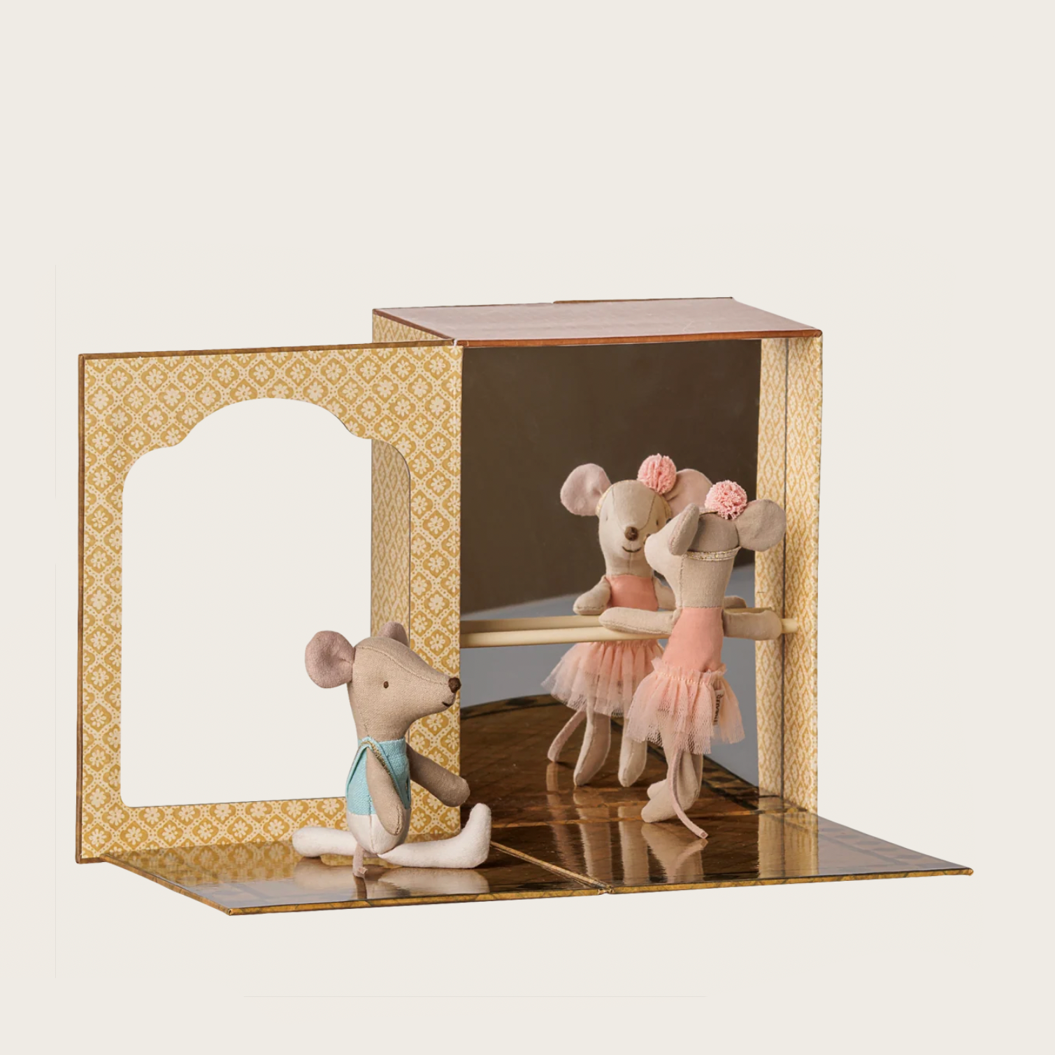  a 'Milesg Worldless' ballet mouse dance studio set, showing a box with two toy ballet mice inside, alongside product thumbnails and a sidebar menu.