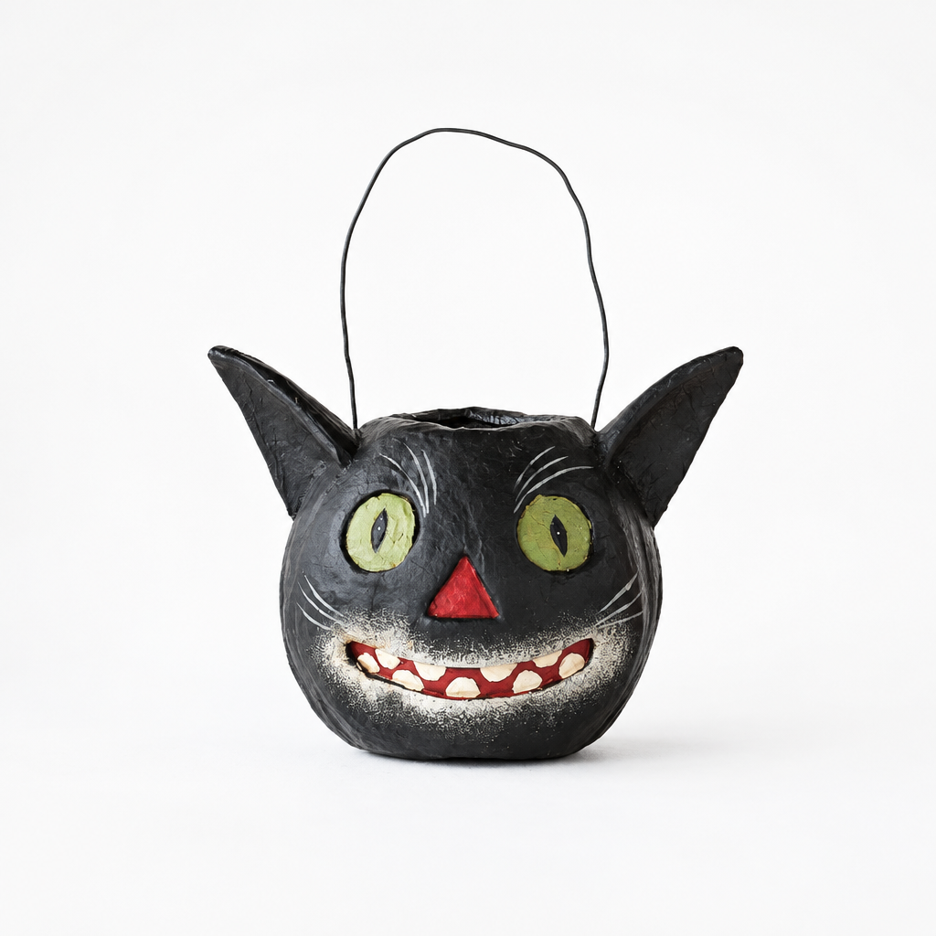 Vintage Cat or Pumpkin Basket -3in