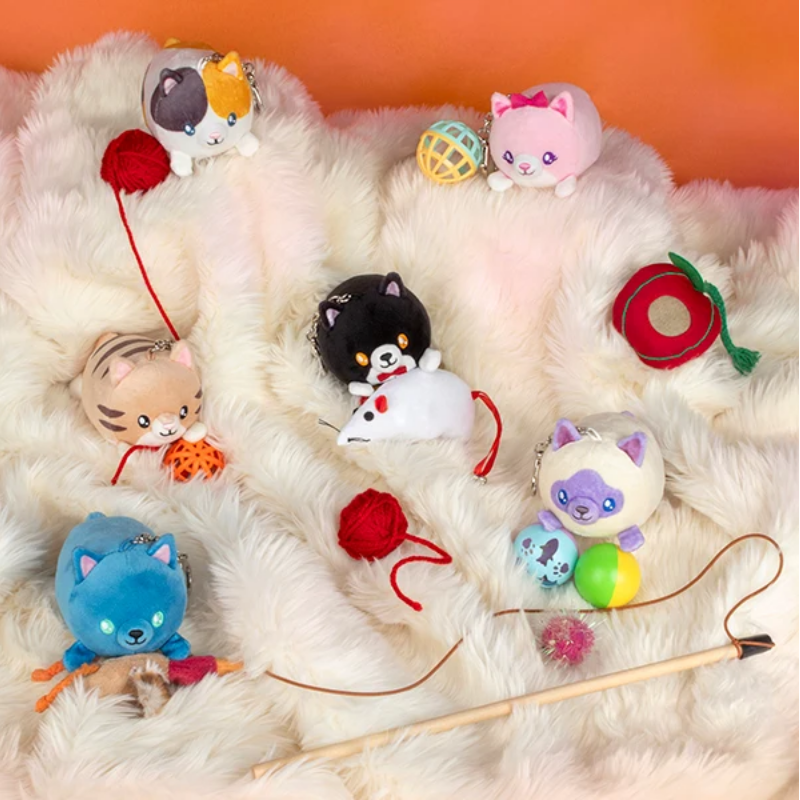 Kitties Micro Blind Box, Series 1: Cozy Cats