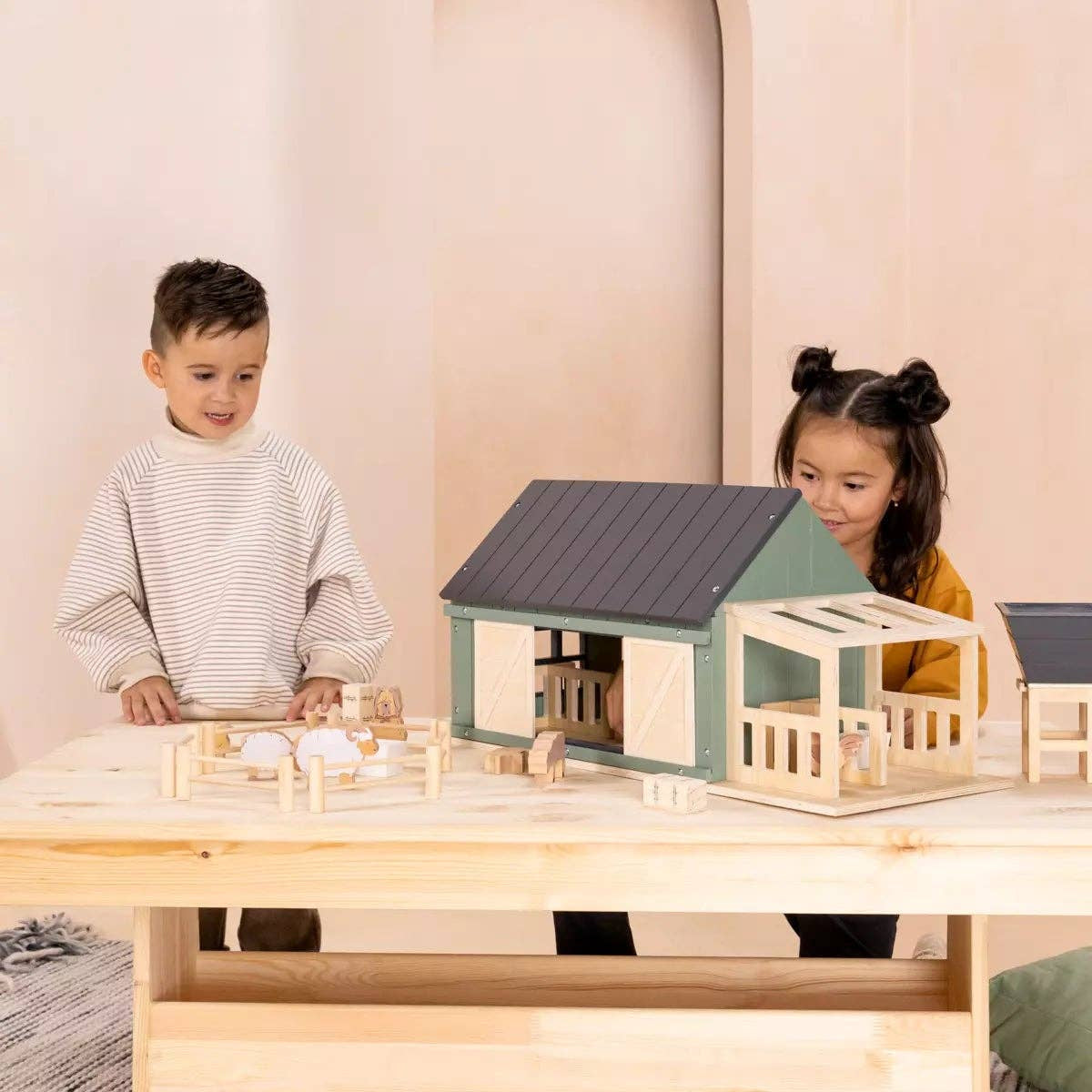 Wooden Farm & Accessories Set
