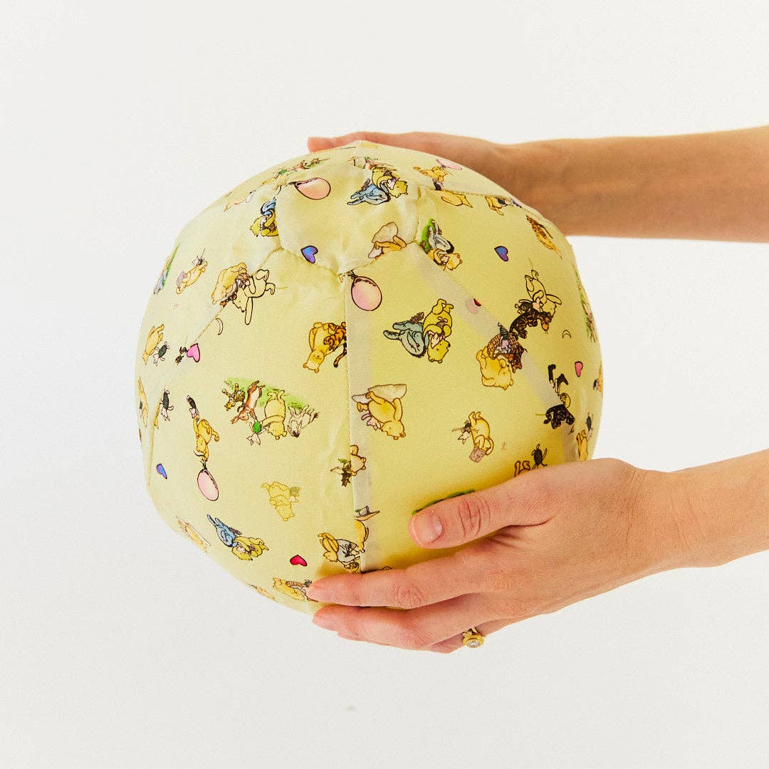 Winnie-the-Pooh Balloon Ball