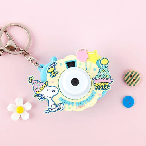 Peanuts Snoopy Camera shape Projector Key Chain