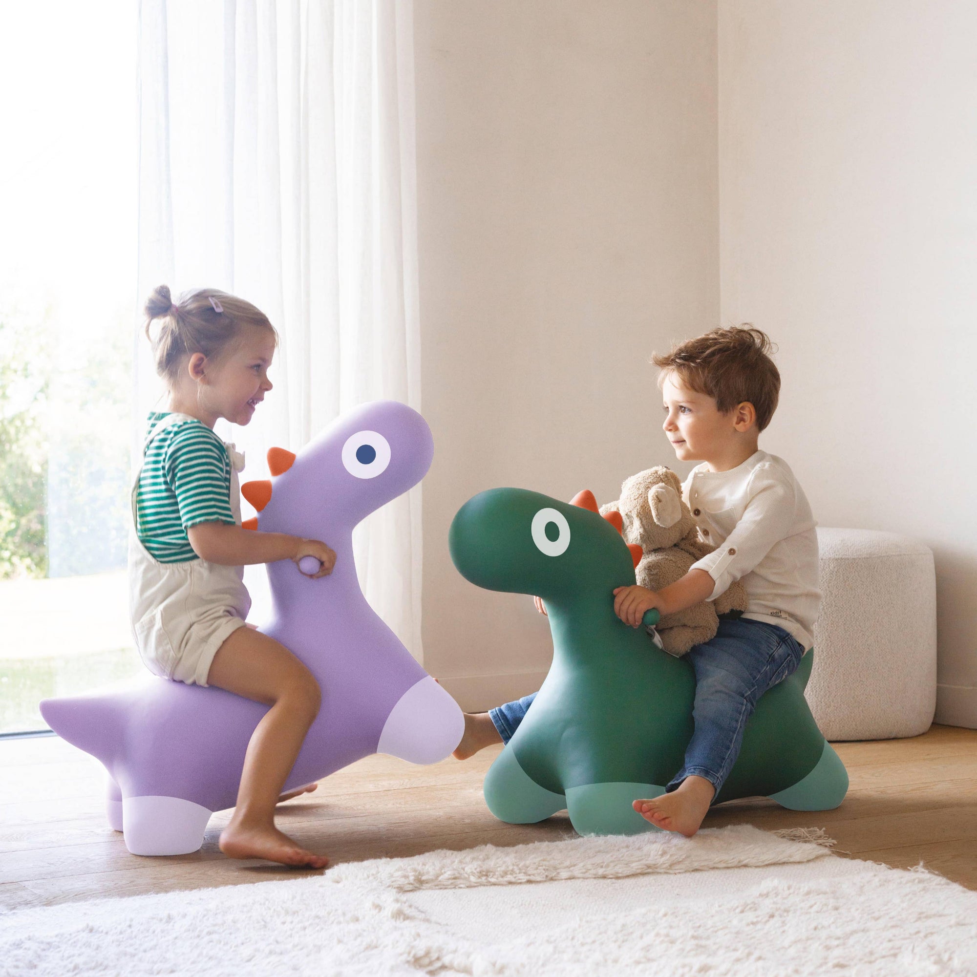 Quut Hoppi Dino -Lavender