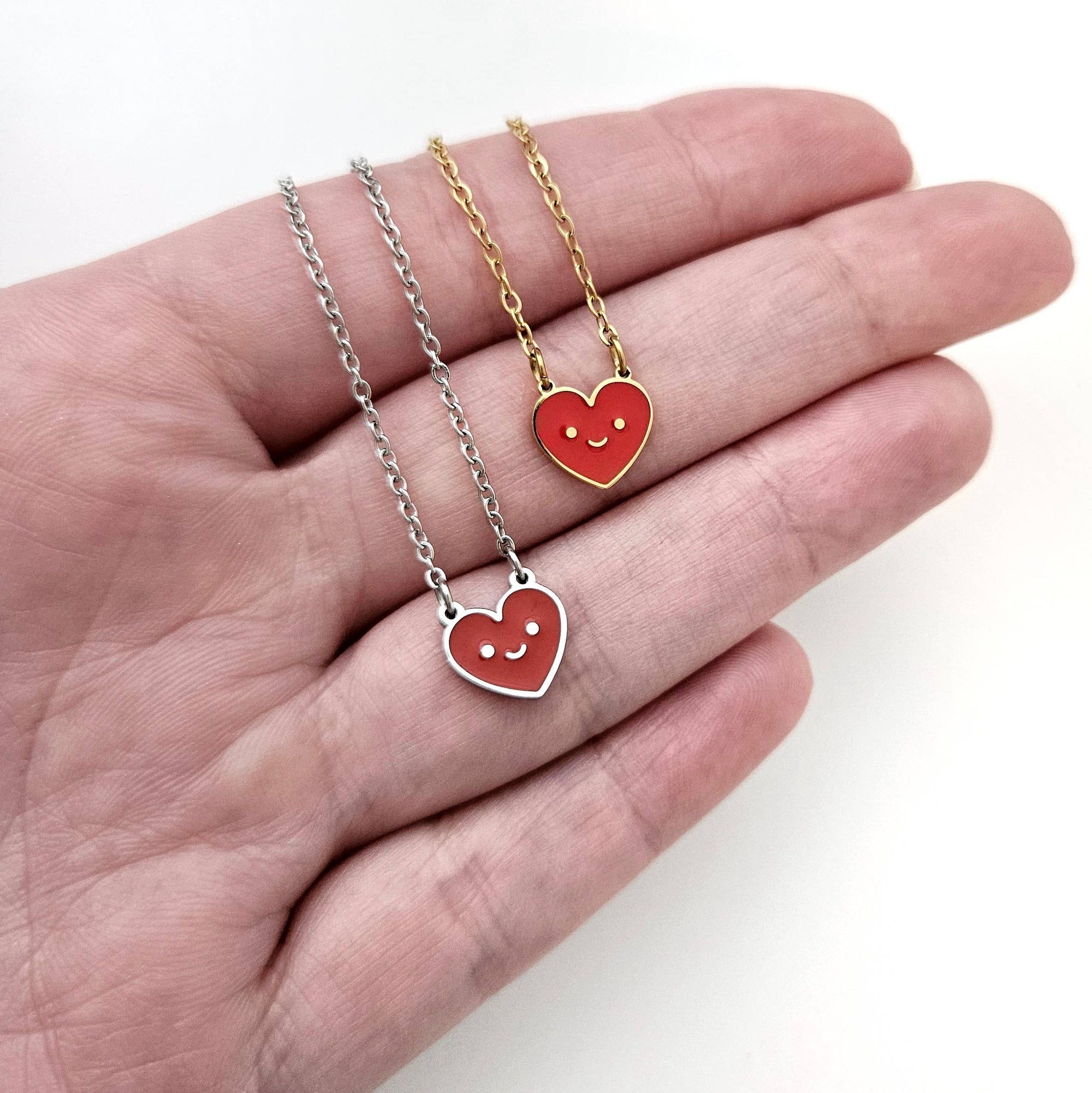 Happy Heart necklace -gold