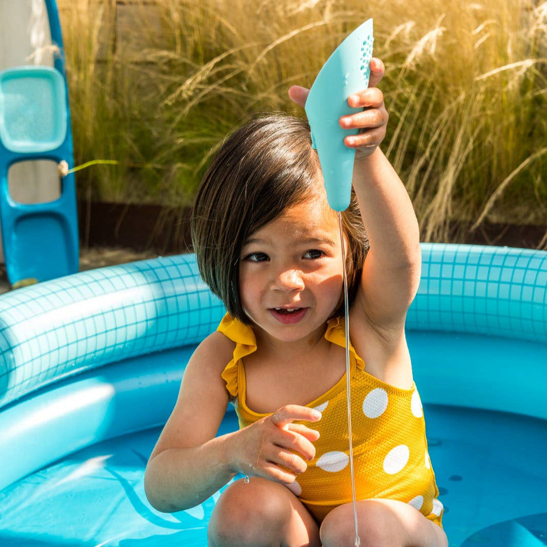Quut Cuppi - Shovel, Sifter and Ball all in one!