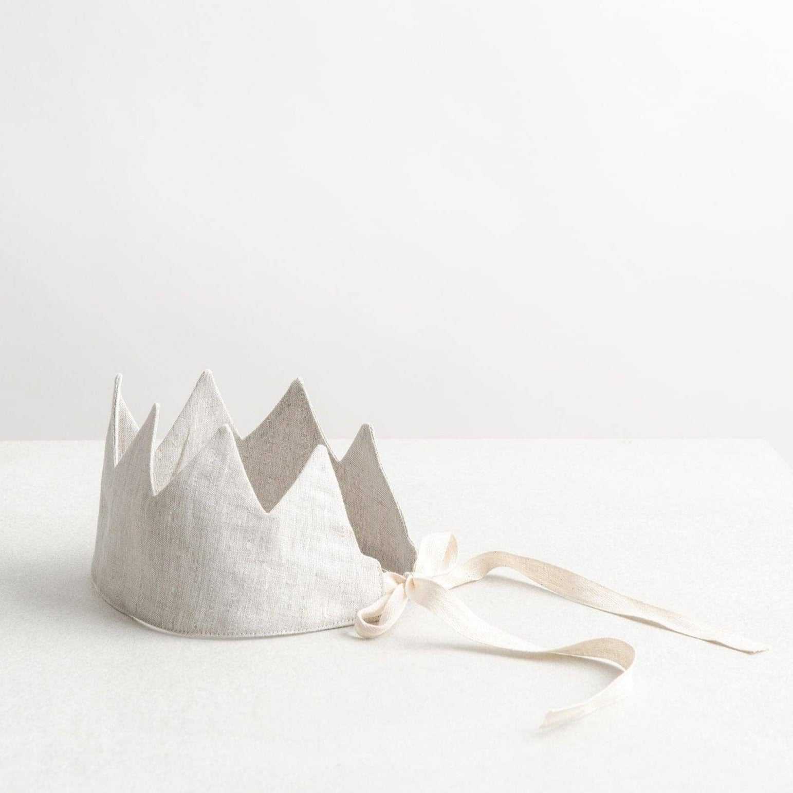 Linen Crown