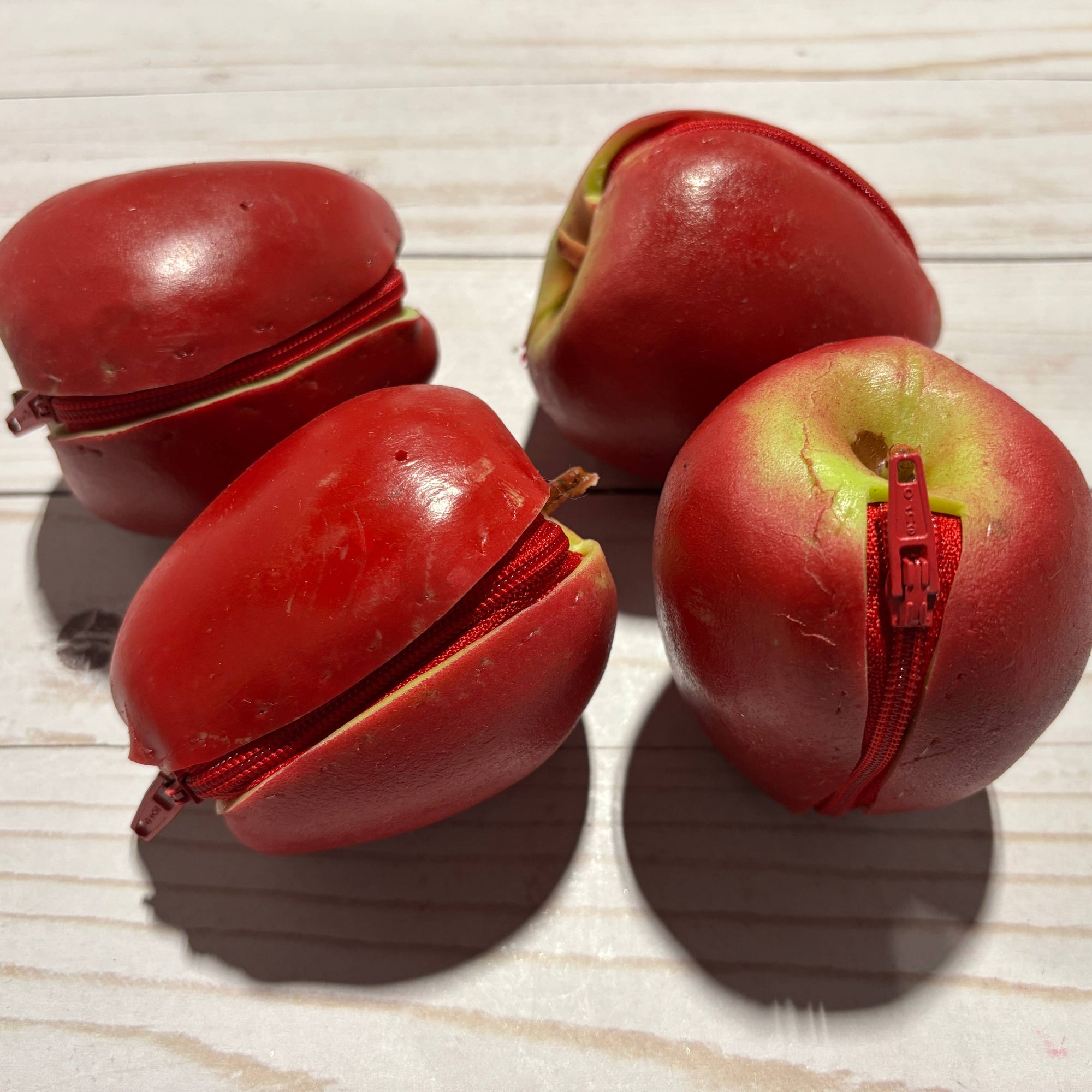 Coin Purse Apple
