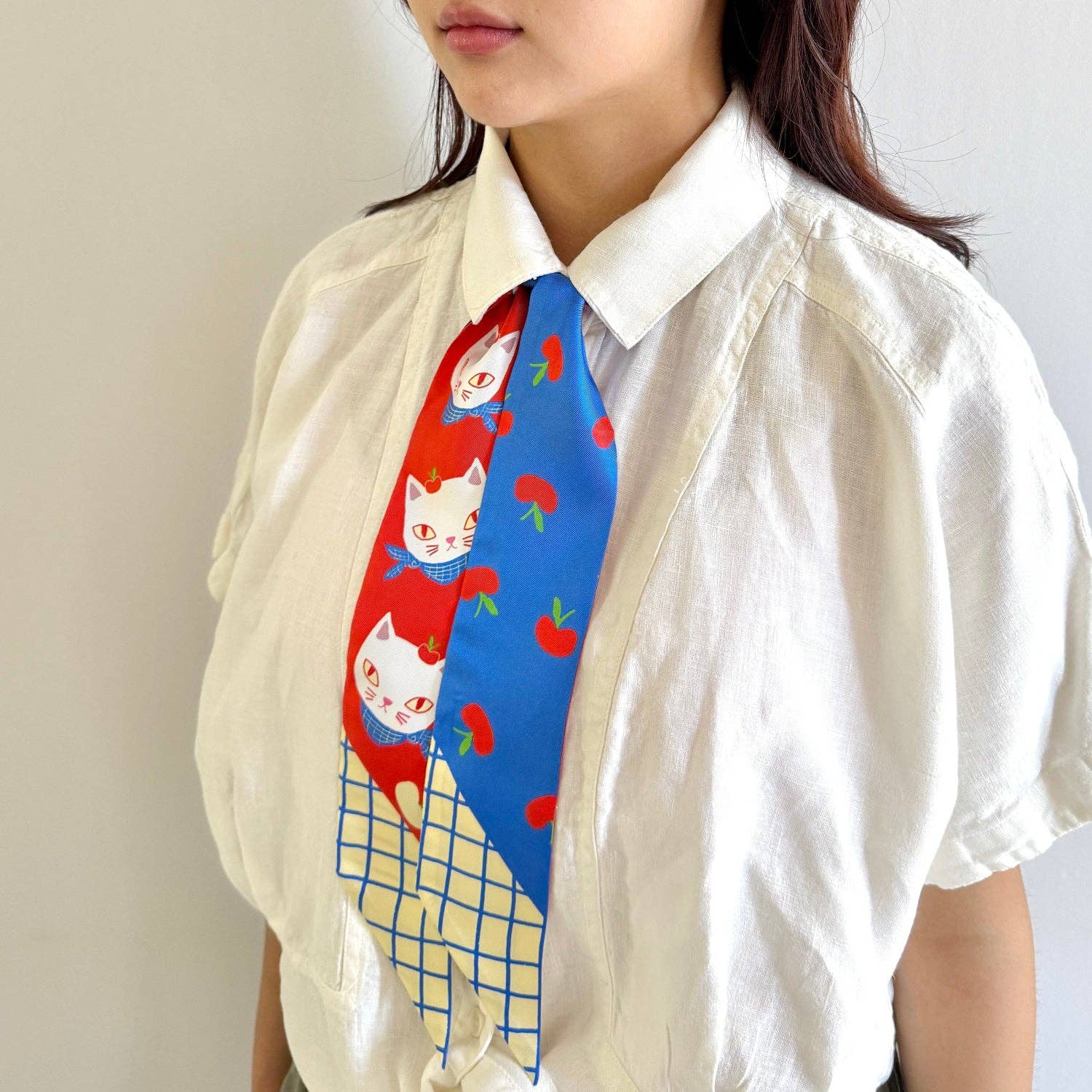 Apple Cat Twilly Ribbon Scarf