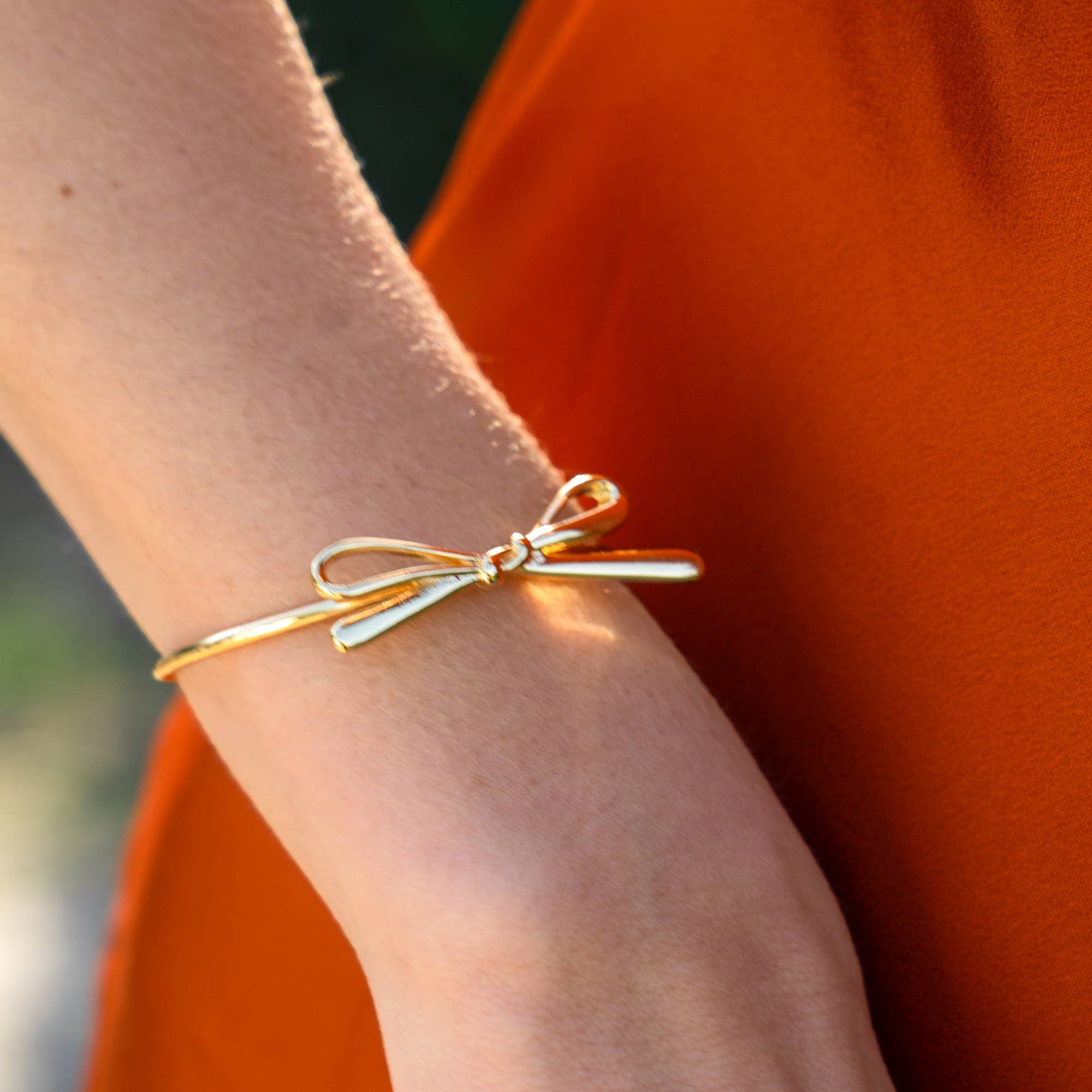 Ballet Core Bow Cuff - 18K Gold Plated