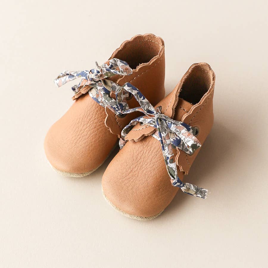 Baby Girl Scalloped  Leather boots in Caramel