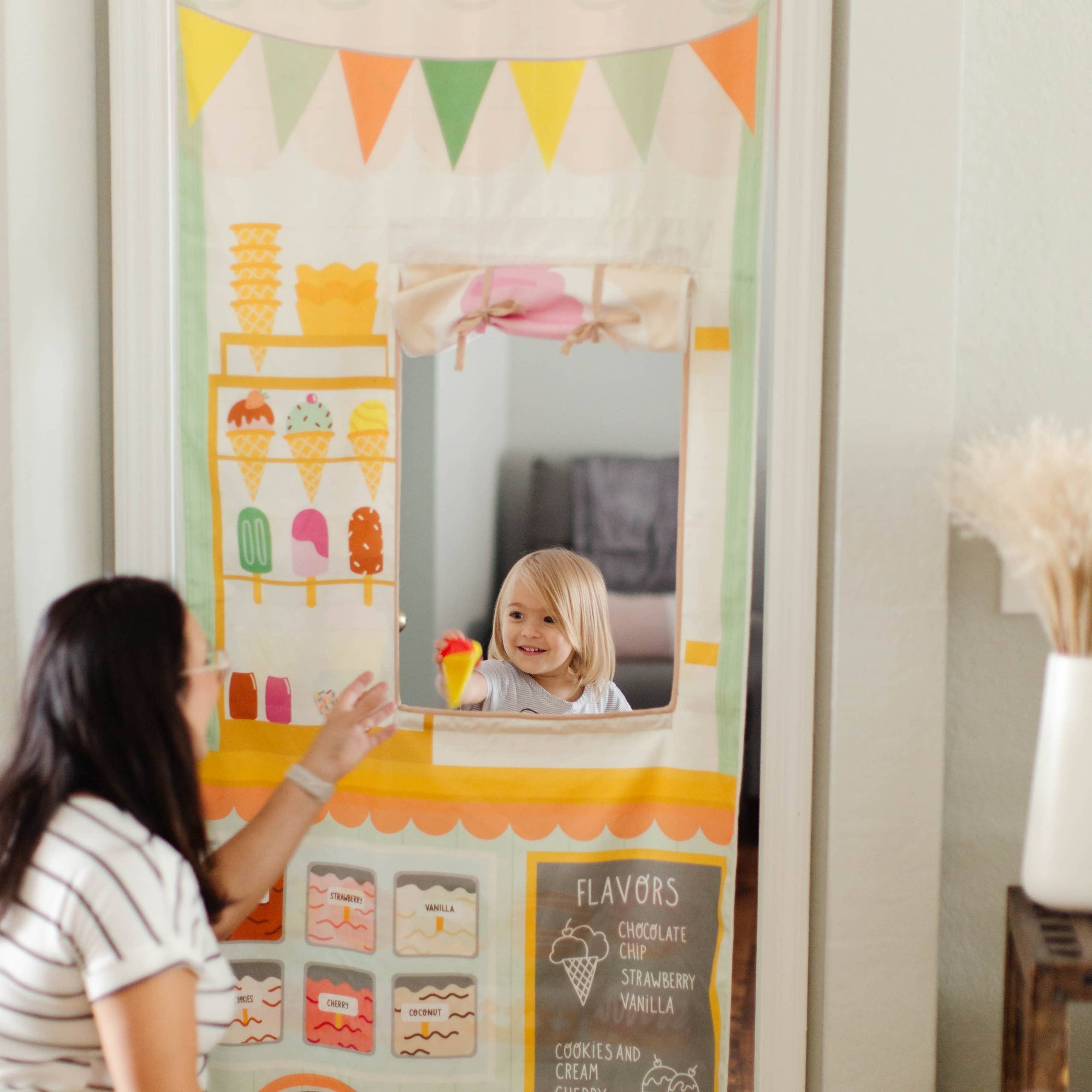 Pretend Play Set -  Ice Cream & Coffee Shop Storefront