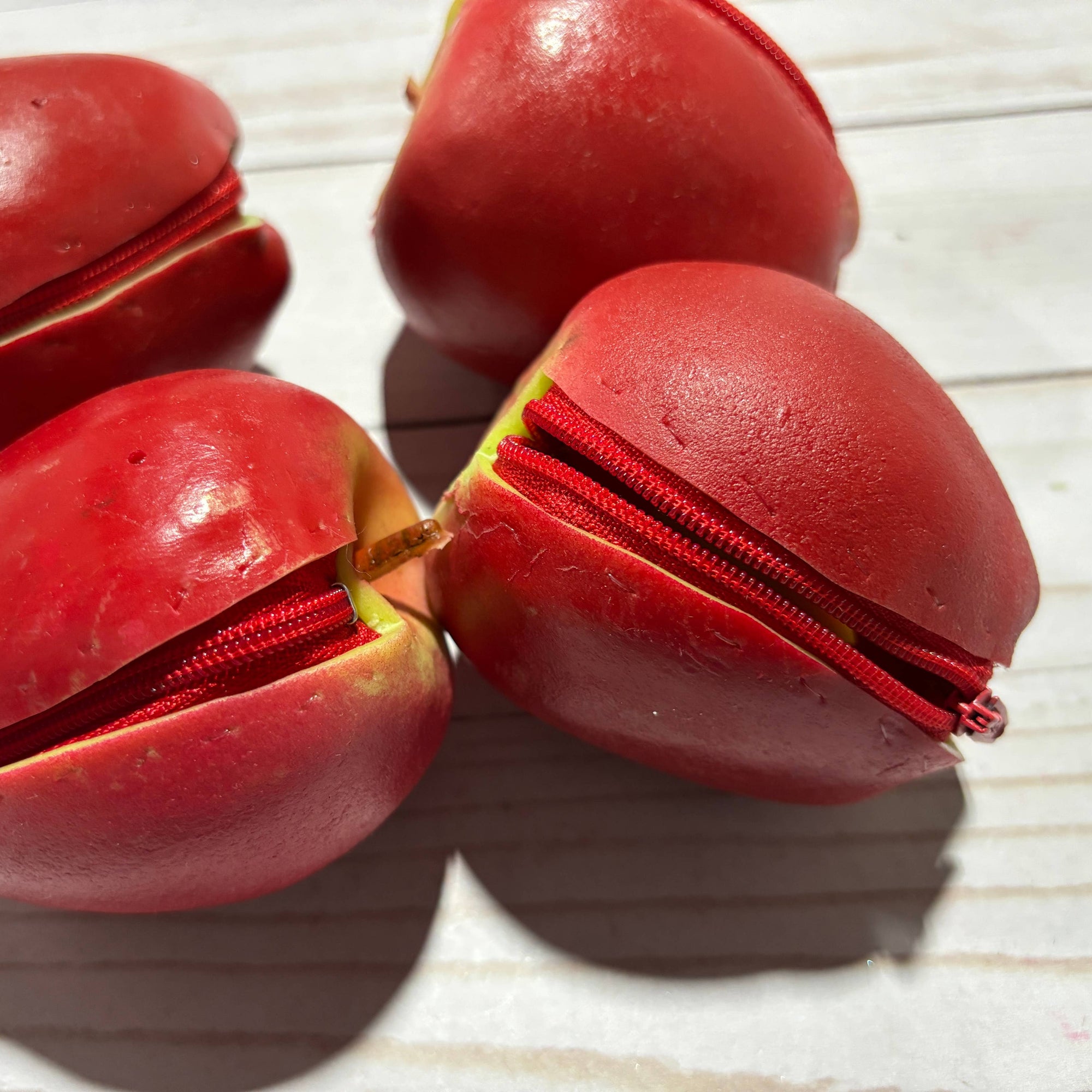 Coin Purse Apple