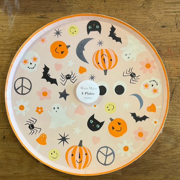 Groovy Halloween Icon Dinner Plates -pk8