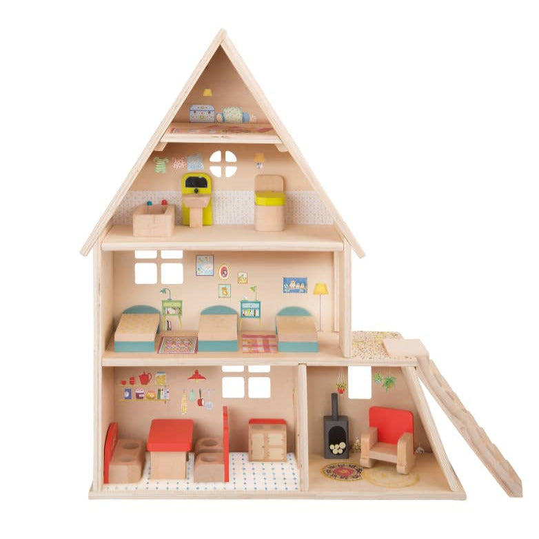 Wooden Playhouse -The Big Family 3yrs+