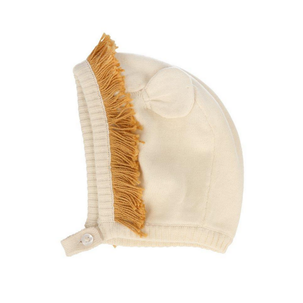 side view of lion mane bonnet